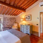 Pitti Amerighi - Residenza D'epoca B&B
