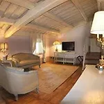 Pitti Amerighi - Residenza D'epoca 4* 피에베아니에볼레