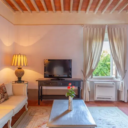 Pitti Amerighi - Residenza D'epoca فندق مبيت وإفطار 4*